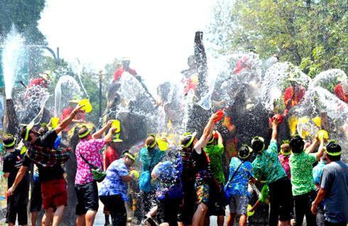 Somjai Place Ayutthaya Ngoại thất bức ảnh